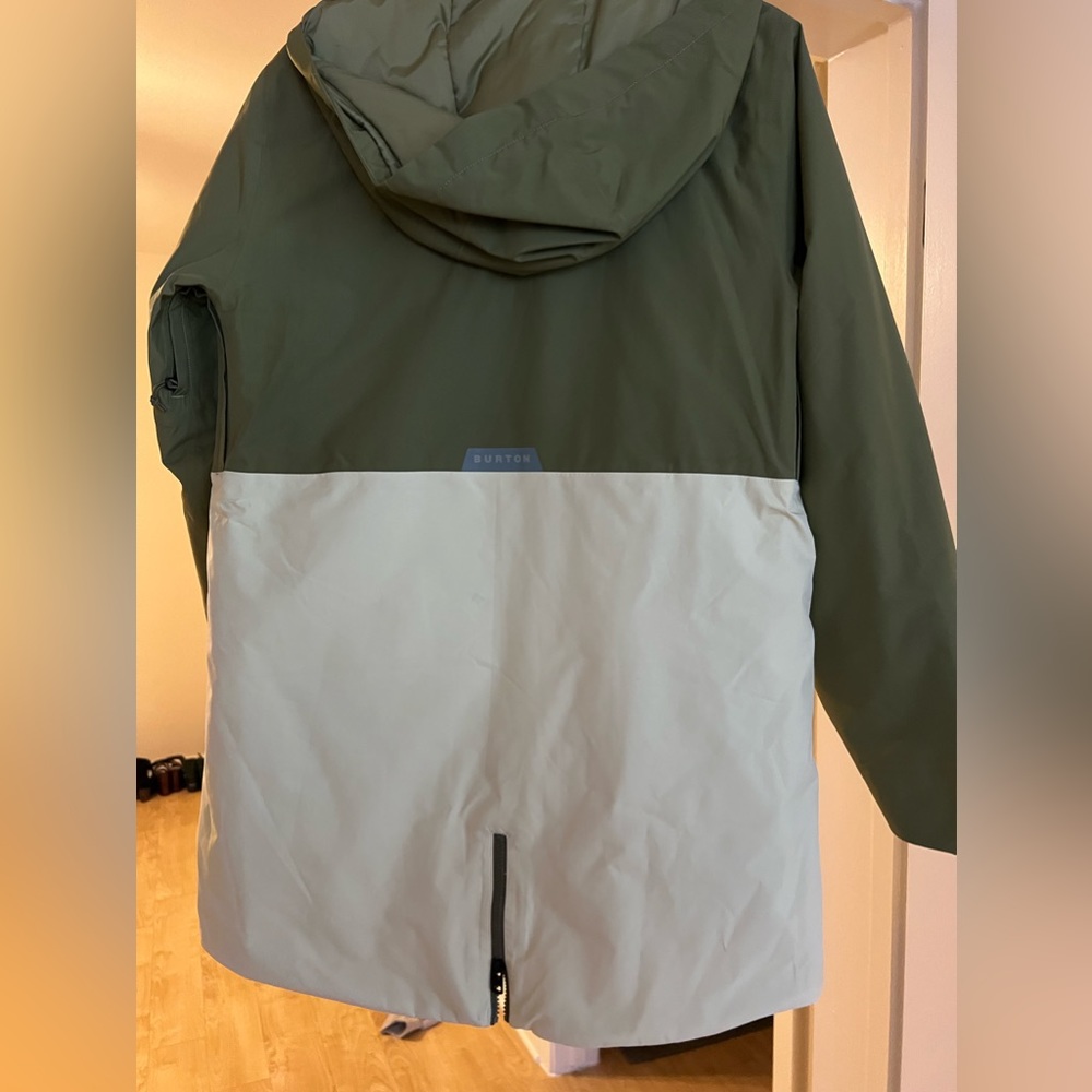 Women’s Burton Gore-TEX Treeline Jacket - Picture 10 of 11